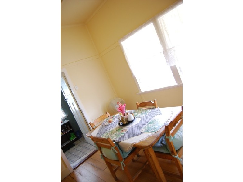 272  Eldon St, Berserker QLD 4701