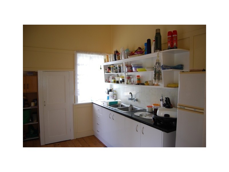 272  Eldon St, Berserker QLD 4701