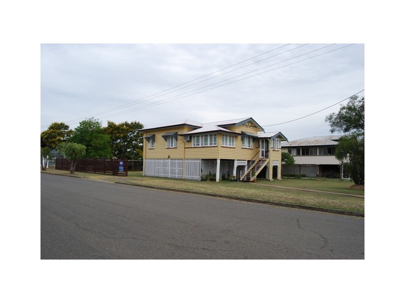 272  Eldon St, Berserker QLD 4701