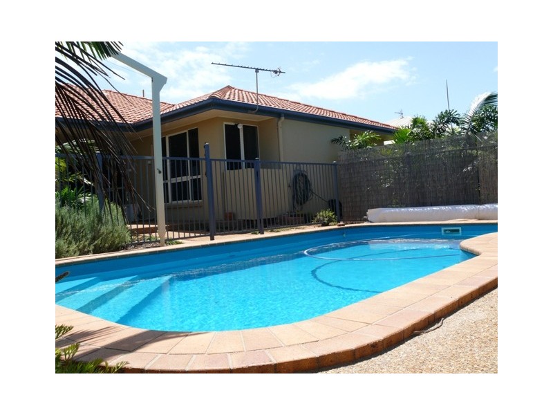 4  Broadbeach Court, Pacific Heights, Yeppoon QLD 4703