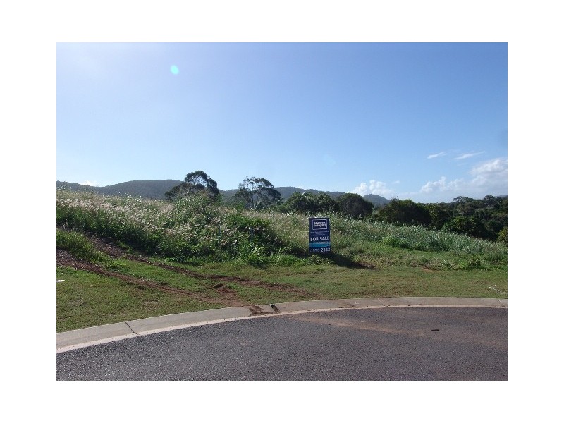 14  Barrington Court, Pacific Heights, Yeppoon QLD 4703