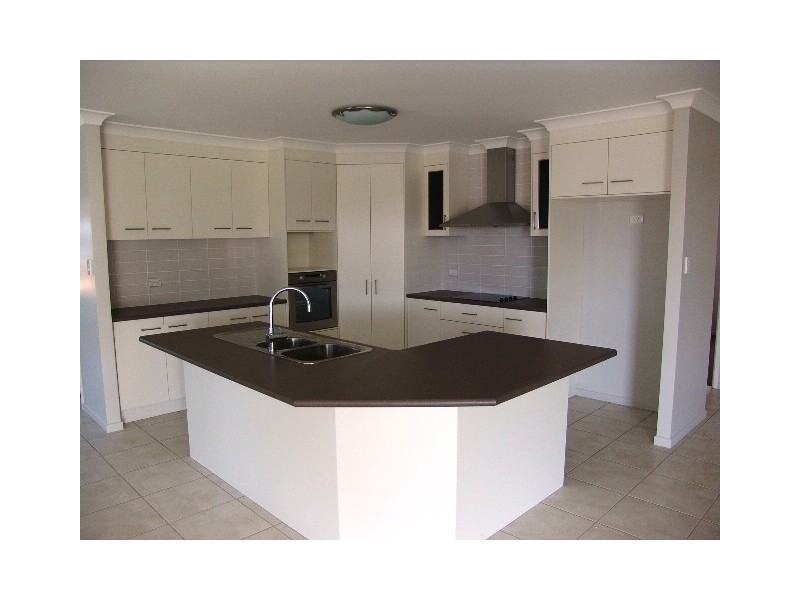 10  Priors Pocket Road, Pacific Heights, Yeppoon QLD 4703