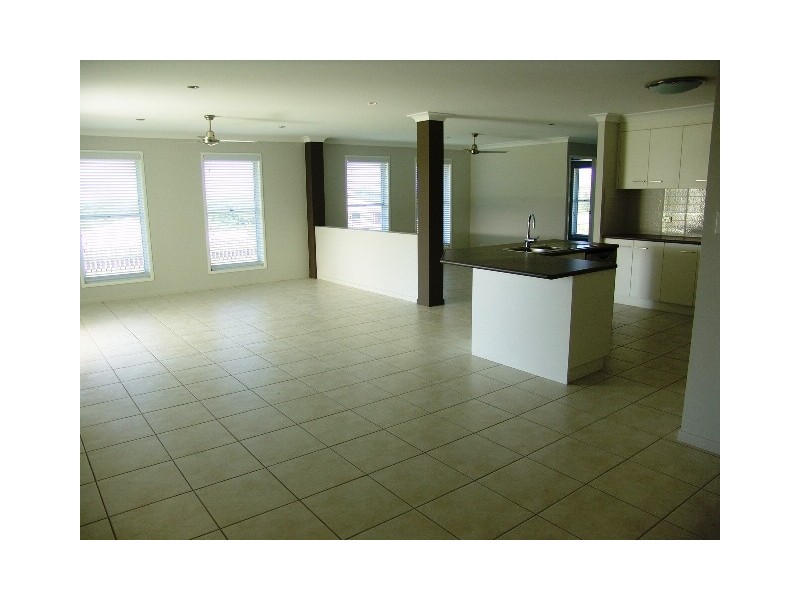 10  Priors Pocket Road, Pacific Heights, Yeppoon QLD 4703