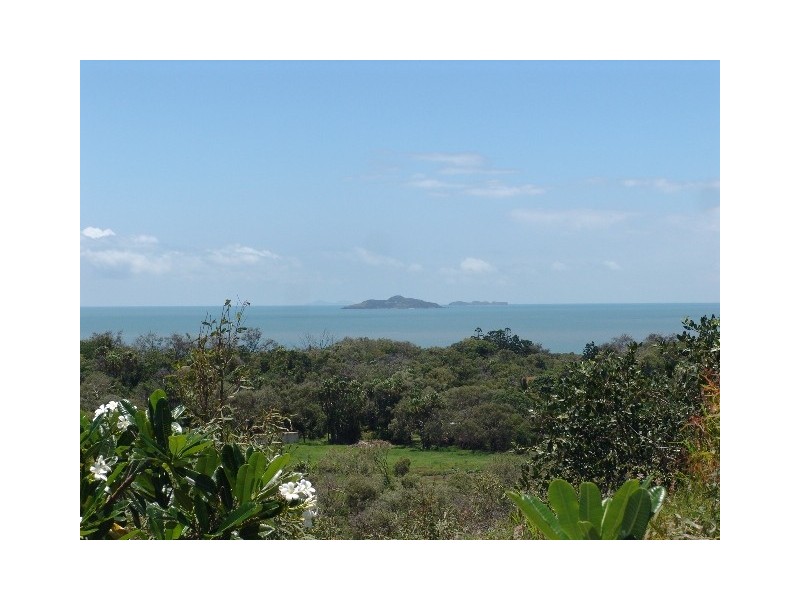 57 Hawke St, Emu Park QLD 4710