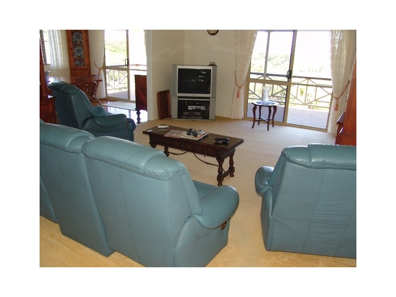 57 Hawke St, Emu Park QLD 4710