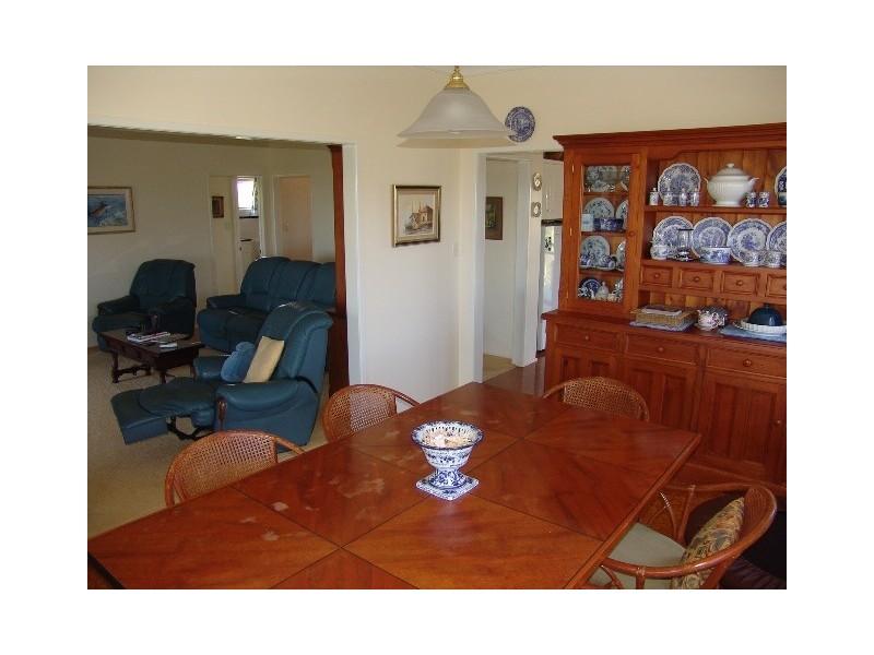 57 Hawke St, Emu Park QLD 4710