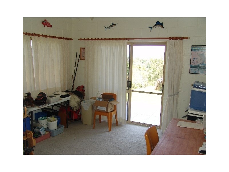 57 Hawke St, Emu Park QLD 4710