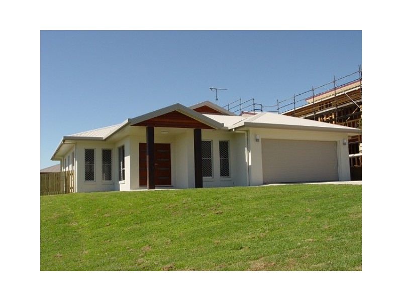 9  Barrington Court, Pacific Heights, Yeppoon QLD 4703