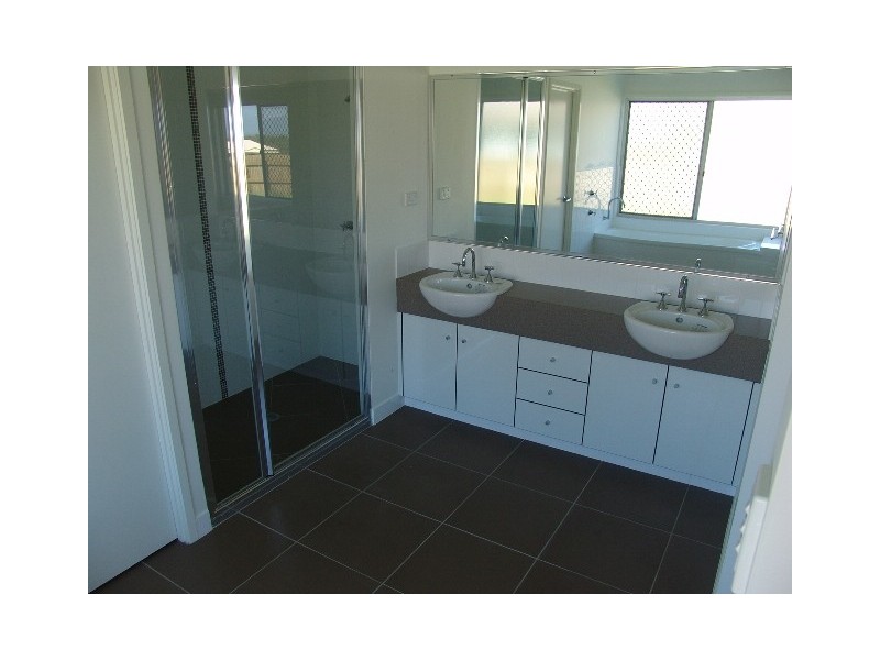 9  Barrington Court, Pacific Heights, Yeppoon QLD 4703