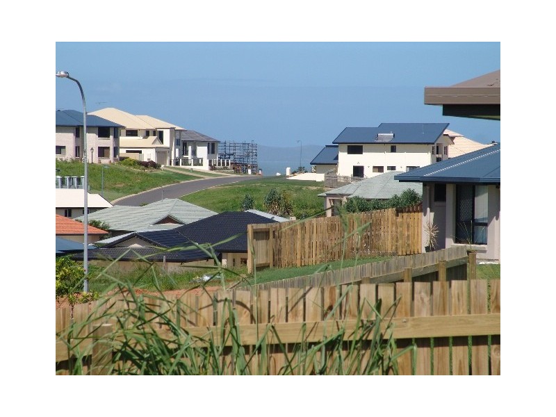 9  Barrington Court, Pacific Heights, Yeppoon QLD 4703