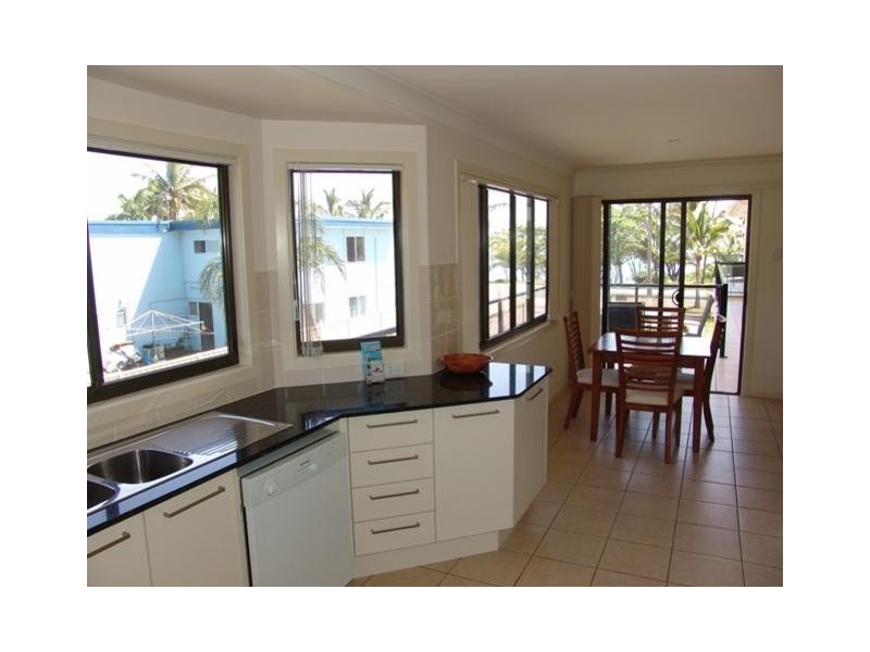 1 /168  Scenic Highway, Lammermoor Beach, Yeppoon QLD 4703