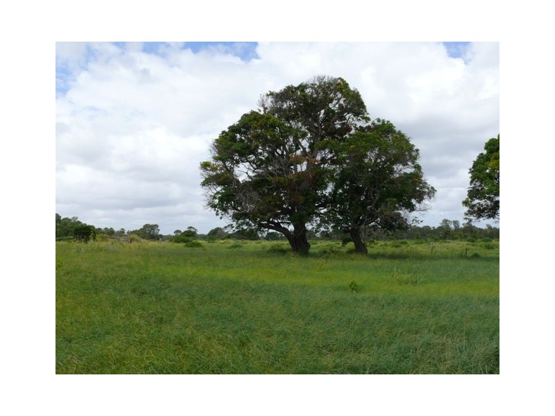 402 Joskeleigh Rd, Joskeleigh QLD 4702