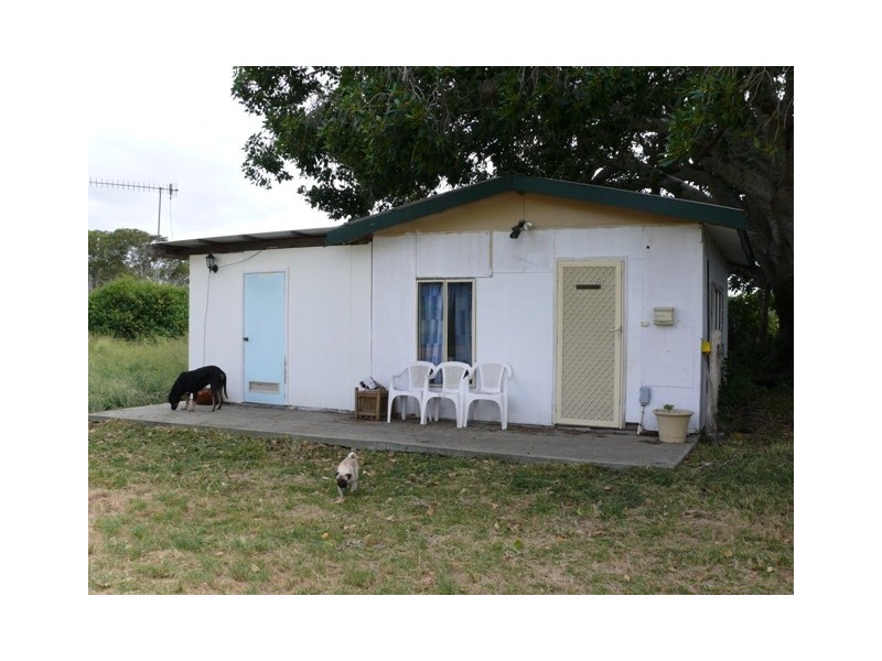 402 Joskeleigh Rd, Joskeleigh QLD 4702