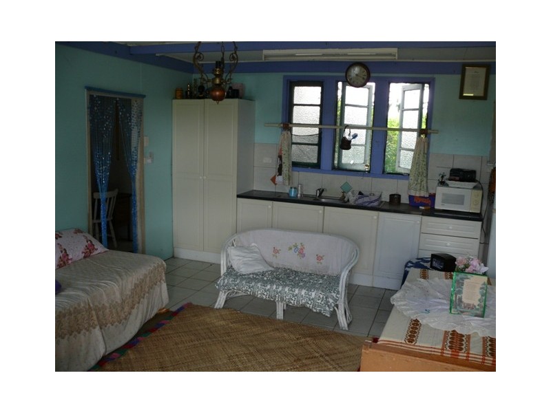 402 Joskeleigh Rd, Joskeleigh QLD 4702