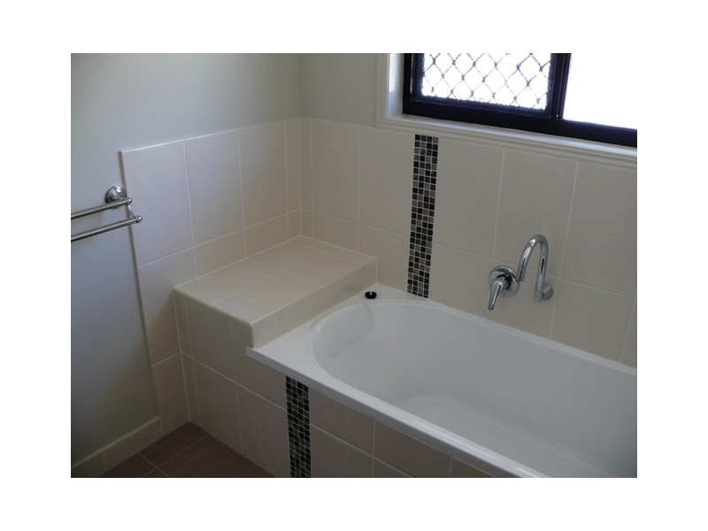 24  Lakeside Drive, Yeppoon QLD 4703