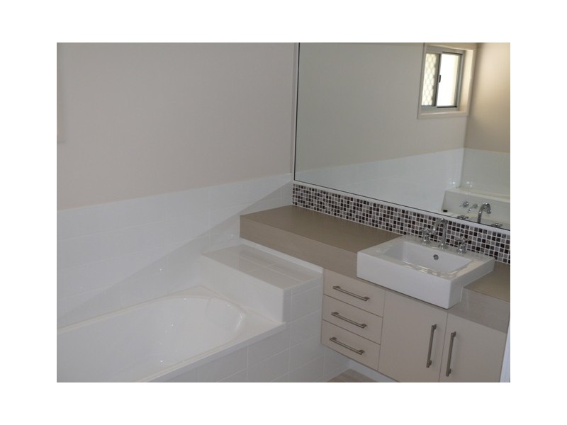 1  Nicole Close, Taroomball, Yeppoon QLD 4703