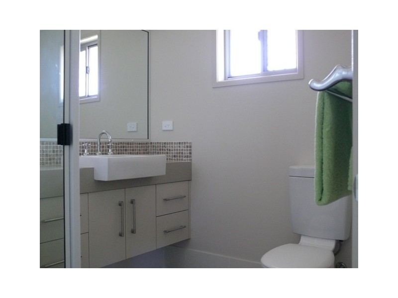 1  Nicole Close, Taroomball, Yeppoon QLD 4703