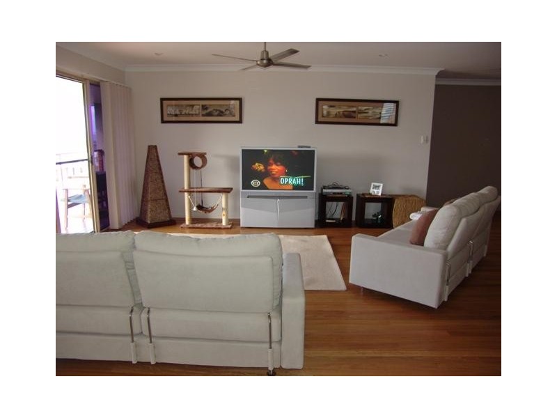 11 Pacific Drive, Pacific Heights, Yeppoon QLD 4703