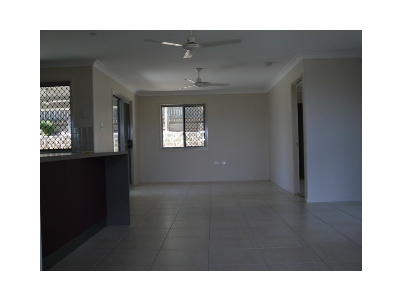 1  Nicole Close, Taroomball, Yeppoon QLD 4703