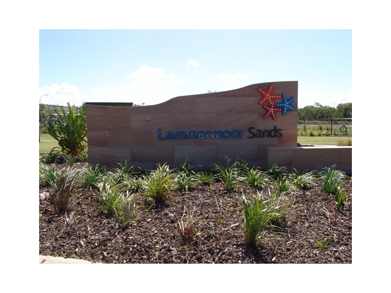 33 Dune Circ, Lammermoor QLD 4703