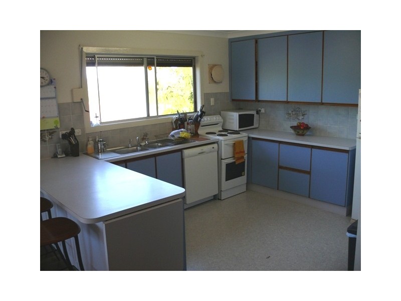 10 Prospect Street, Statue Bay, Yeppoon QLD 4703
