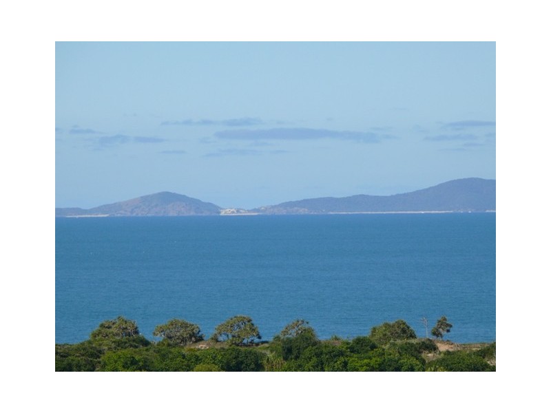 21 Miami Crescent, Pacific Heights, Yeppoon QLD 4703