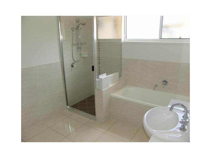 11 Mana Avenue, Pacific Heights, Yeppoon QLD 4703