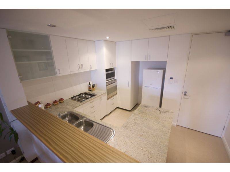 15/260  Newcastle Street, Northbridge WA 6003