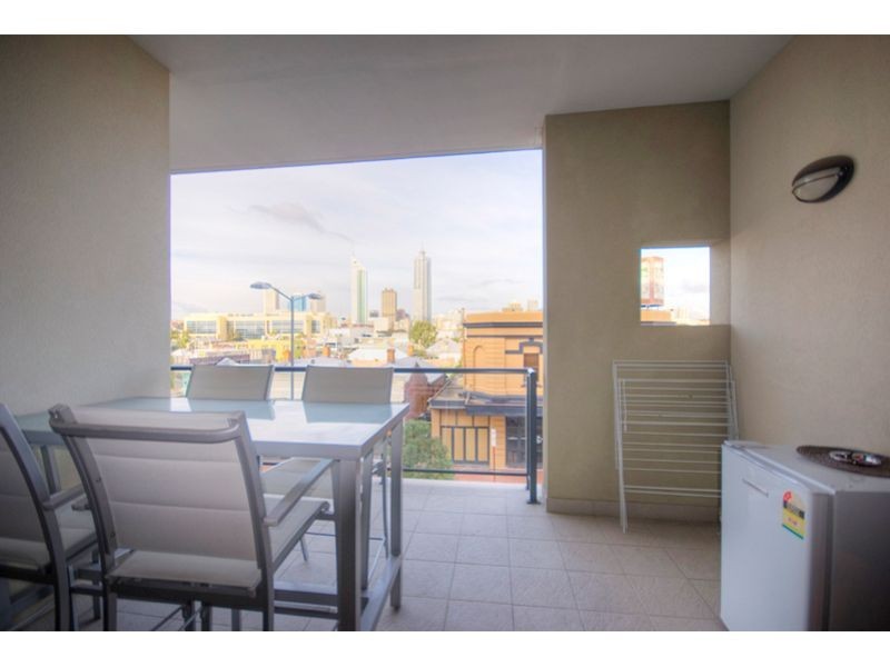 15/260  Newcastle Street, Northbridge WA 6003