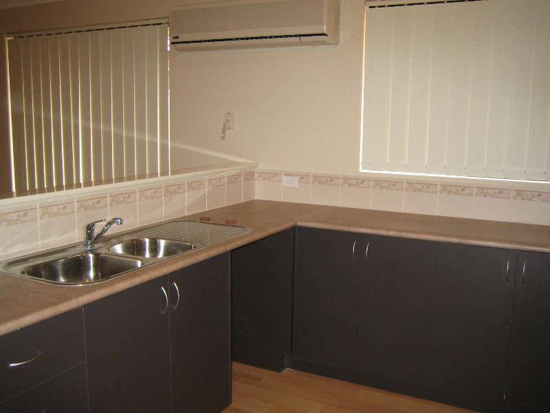 32  Burkett Terrace, Bertram WA 6167