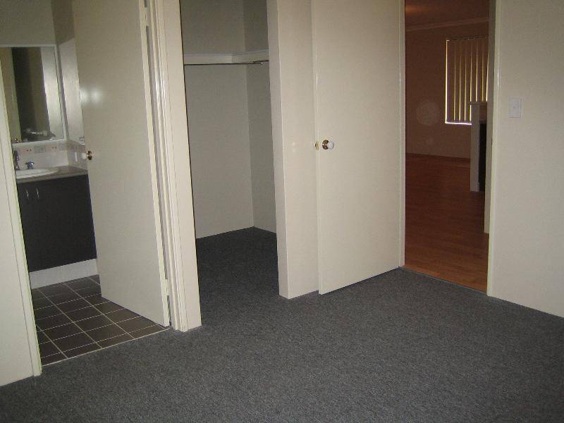 32  Burkett Terrace, Bertram WA 6167