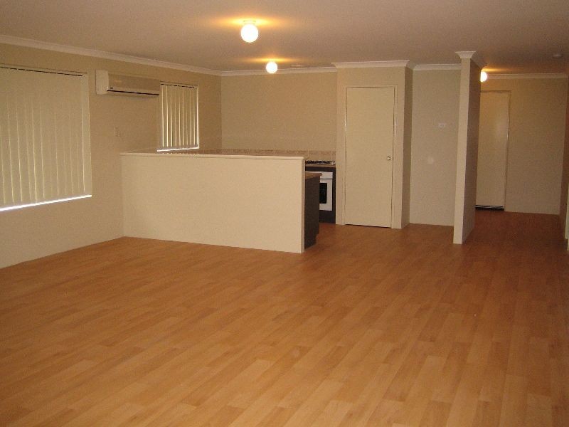 32  Burkett Terrace, Bertram WA 6167