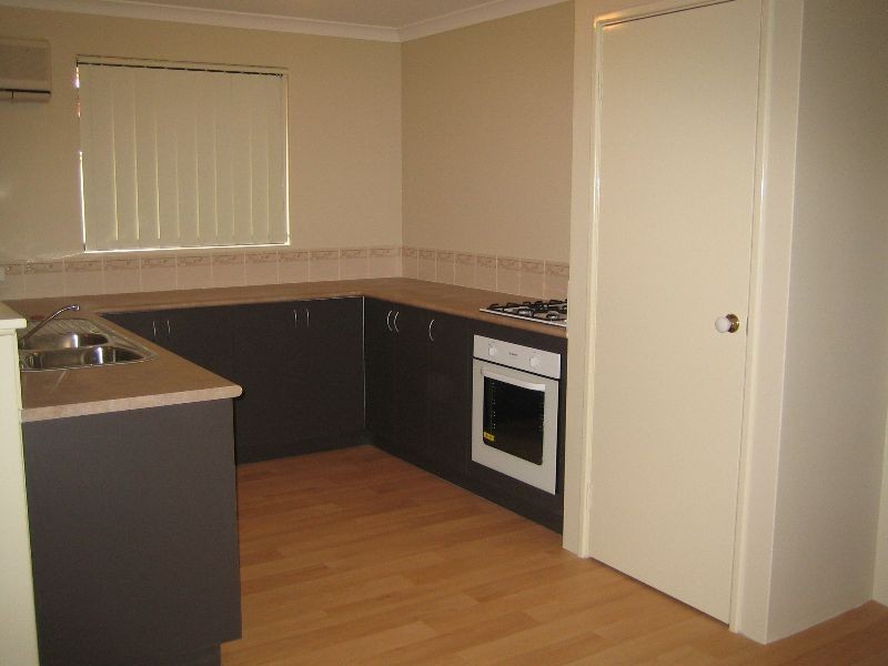 32  Burkett Terrace, Bertram WA 6167