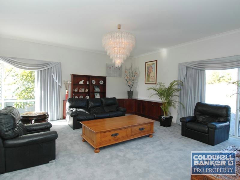30 James Road, Kardinya WA 6163