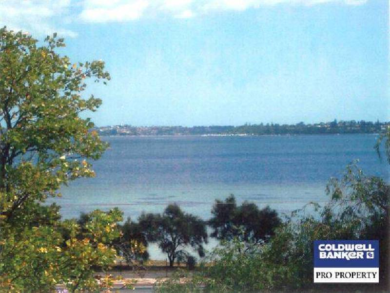 37/111  Melville Parade, Como WA 6152