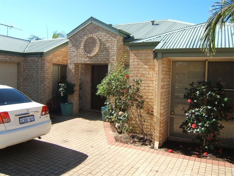 96  Clydesdale Street, Como WA 6152