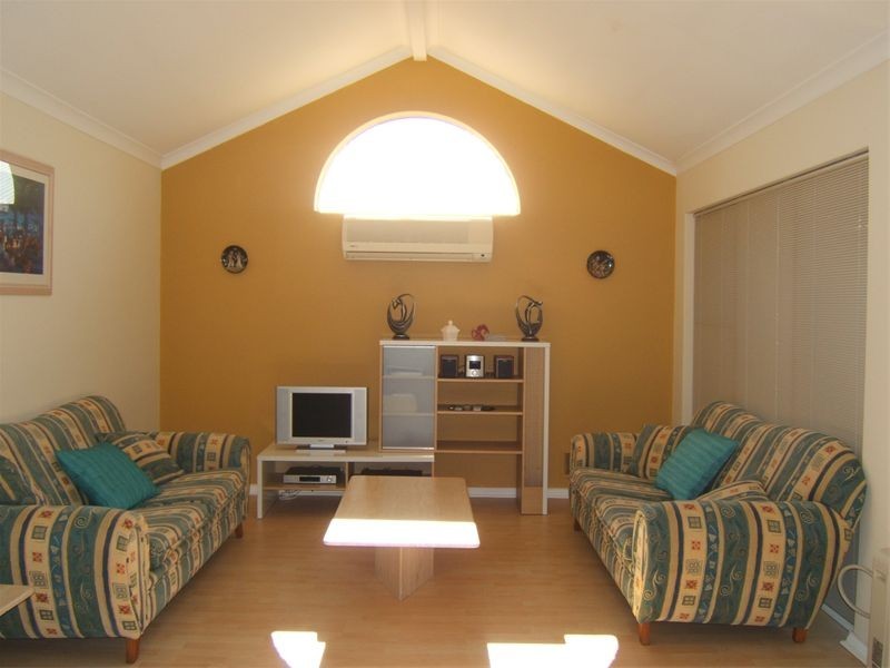 96  Clydesdale Street, Como WA 6152