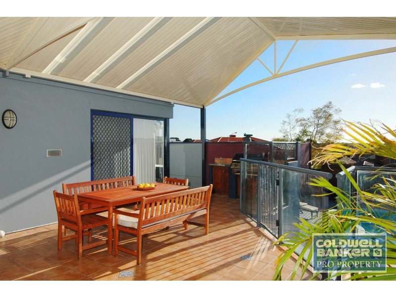 30 James Road, Kardinya WA 6163