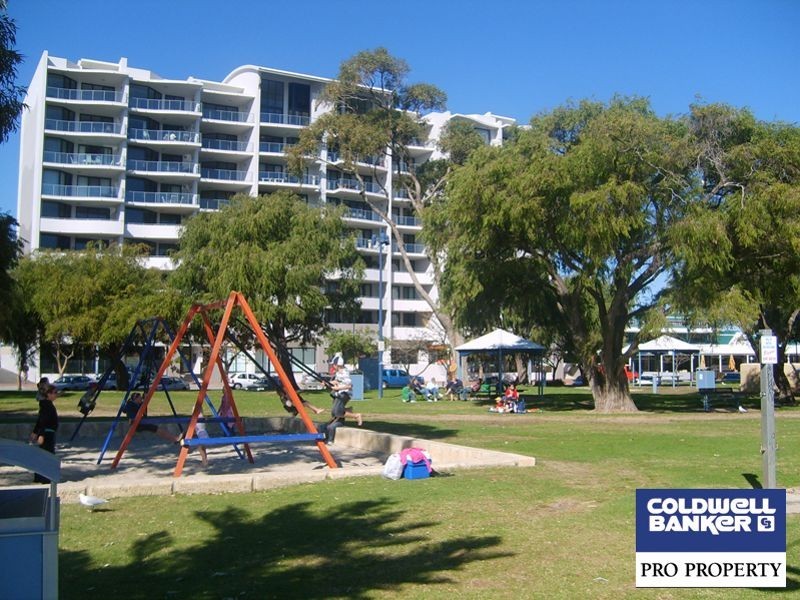 53/17  Rockingham Beach Road, Rockingham WA 6168