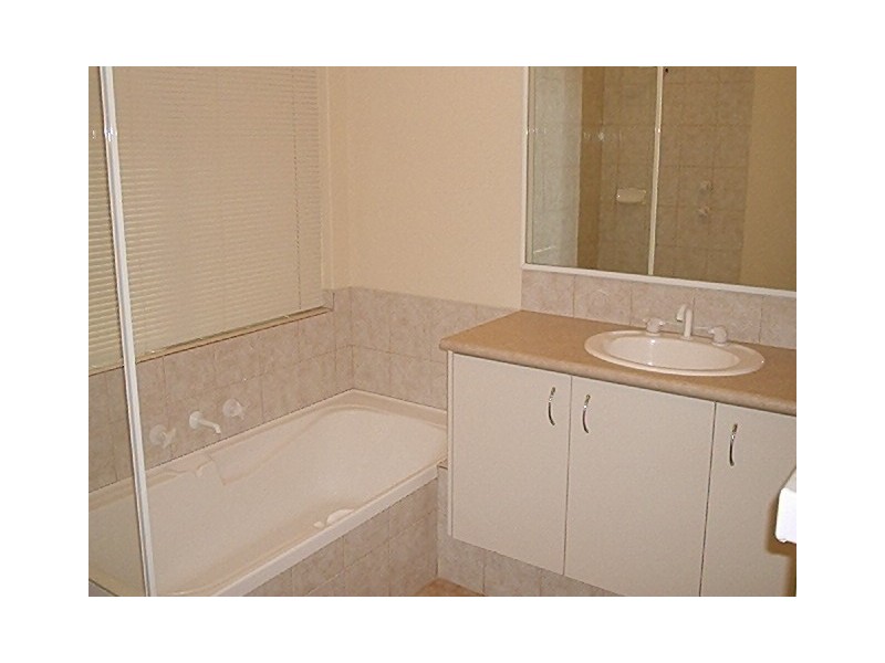 8/23-25   Sydenham Street, Rivervale WA 6103