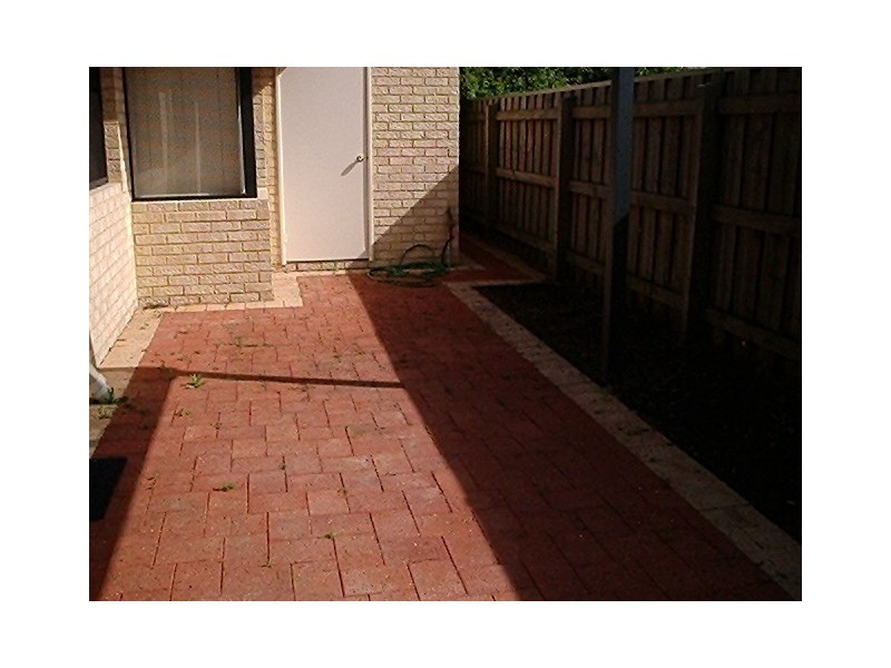 8/23-25   Sydenham Street, Rivervale WA 6103