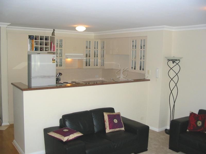 2 / 11  Shenton Street, Northbridge WA 6003