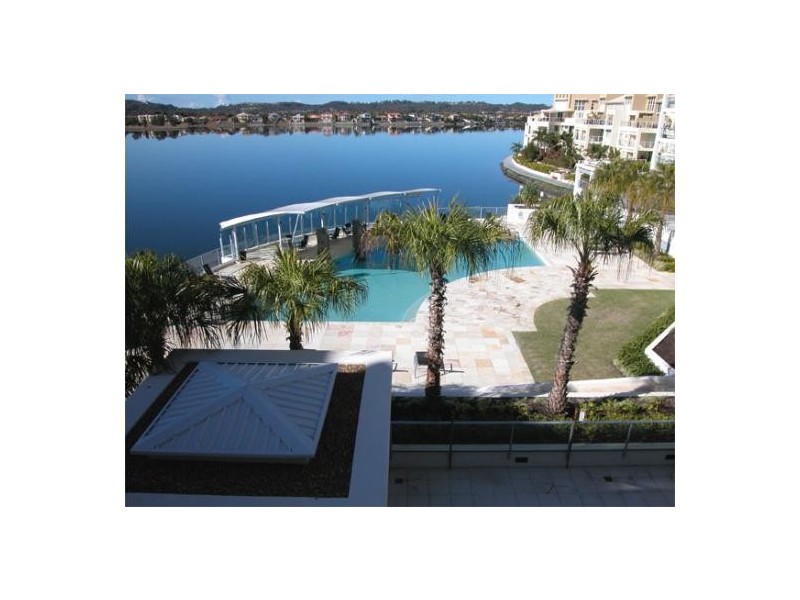 32/255  Varsity Parade, Varsity Lakes QLD 4227