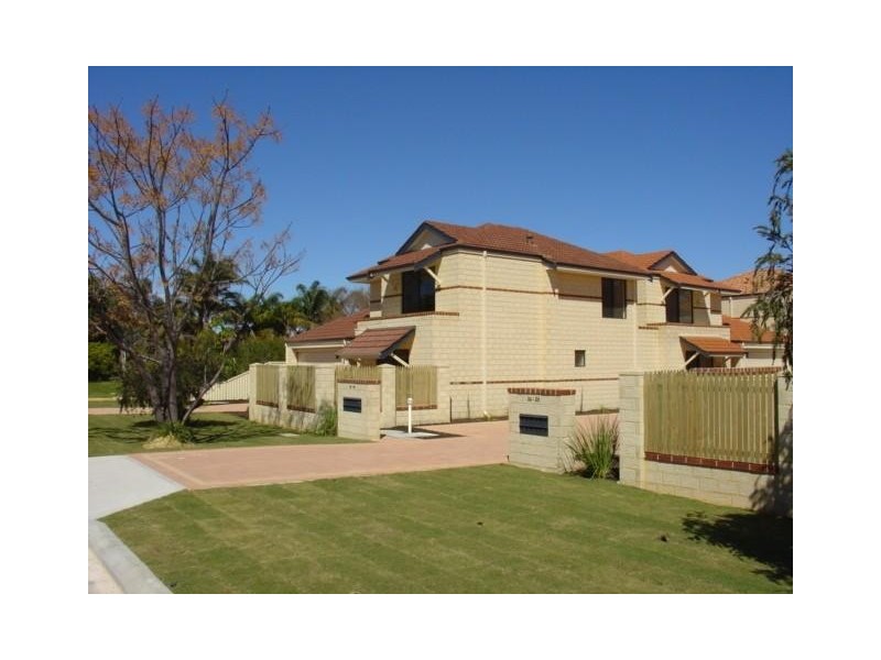 7/26  Kimberley Street, Belmont WA 6104