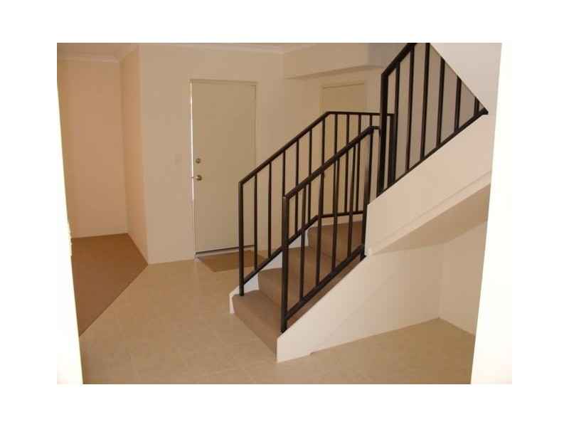 7/26  Kimberley Street, Belmont WA 6104