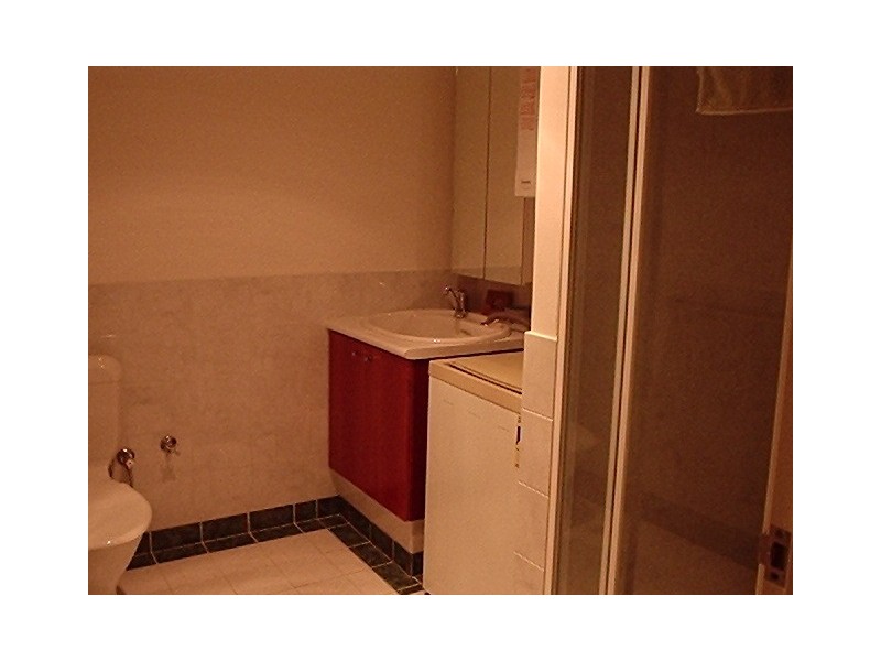 6/2  Henry Lawson Walk, East Perth WA 6004