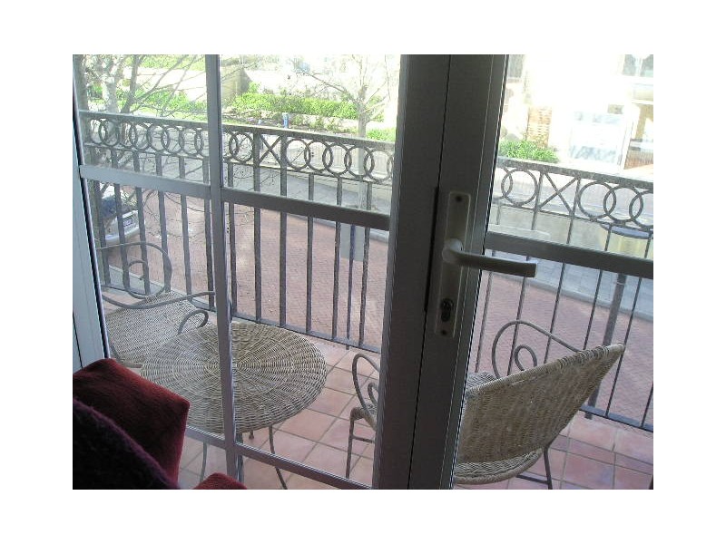 6/2  Henry Lawson Walk, East Perth WA 6004