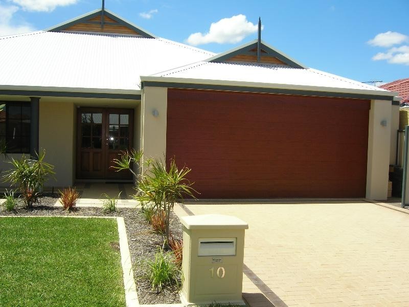 10  Caprice Pass, Shoalwater WA 6169