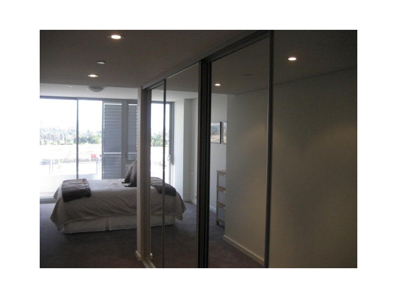 303 / 30  The Circus, Burswood WA 6100