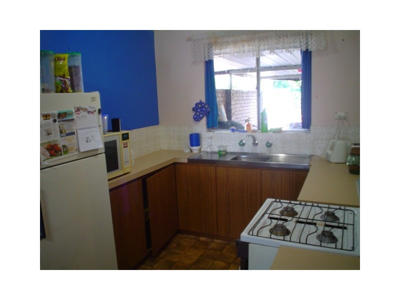 216  Kooyong Road, Rivervale WA 6103